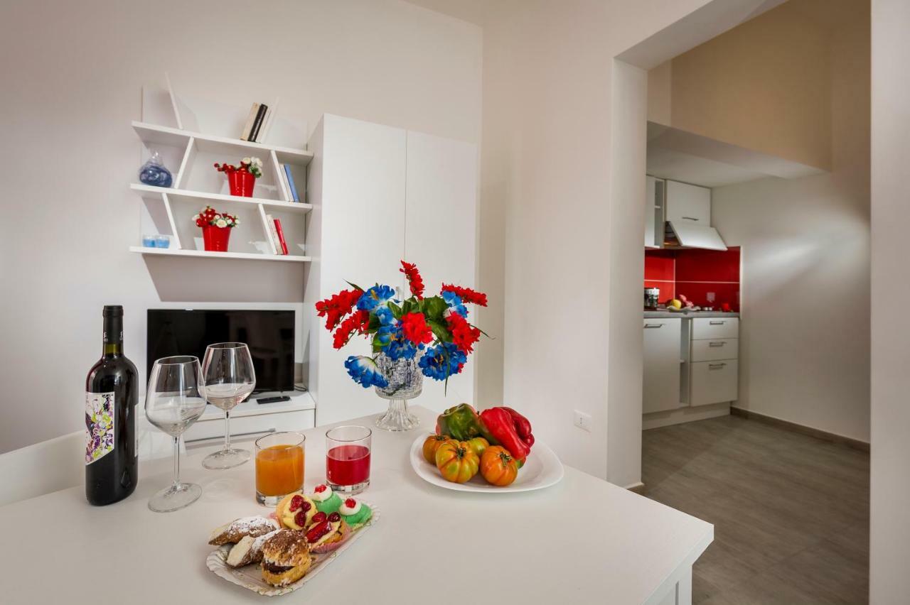 Cineholiday House 3 Кастеламаре дел Голфо Екстериор снимка