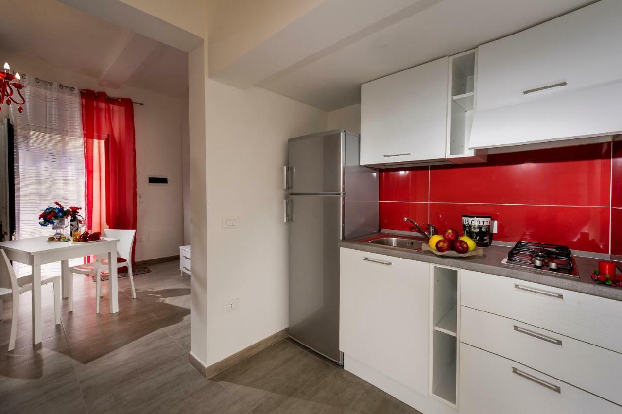 Cineholiday House 3 Кастеламаре дел Голфо Екстериор снимка